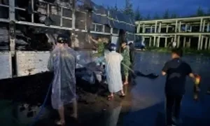 Phà chở 36 người bốc cháy trên biển Phú Quốc